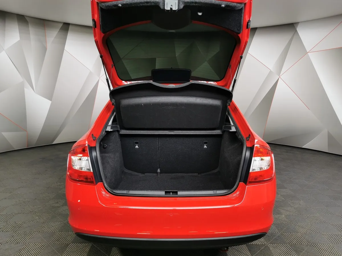 Skoda Rapid 1.4 TSI DSG (125 л.с.) Active Красный в АВИЛОН. Слайд №12