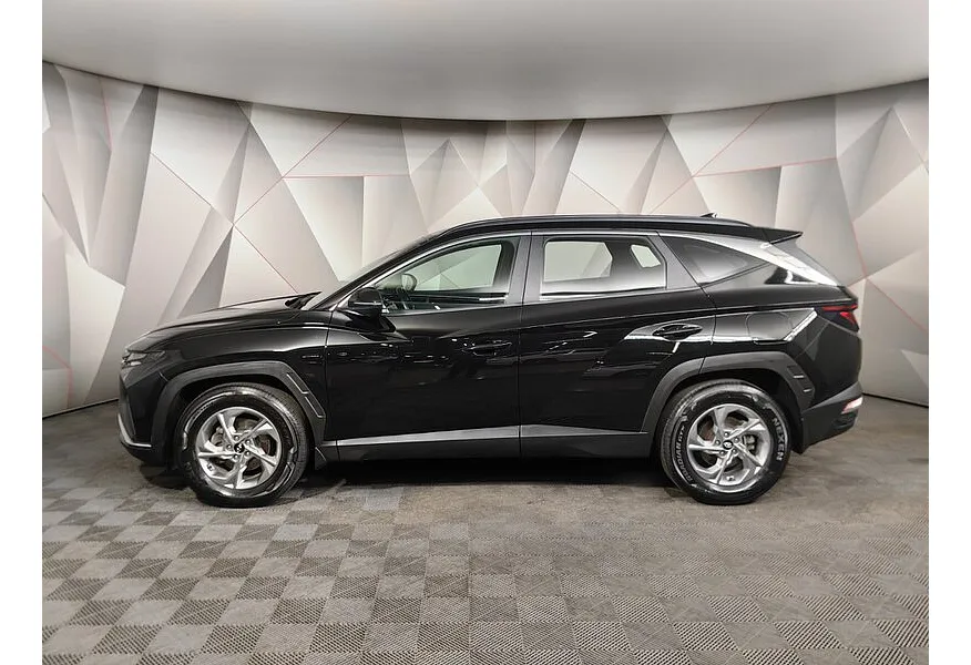 Hyundai Tucson D2.0 Smartstream 8AT 4WD (186 л.с.) Lifestyle + Smart Sense Черный в АВИЛОН. Слайд №5