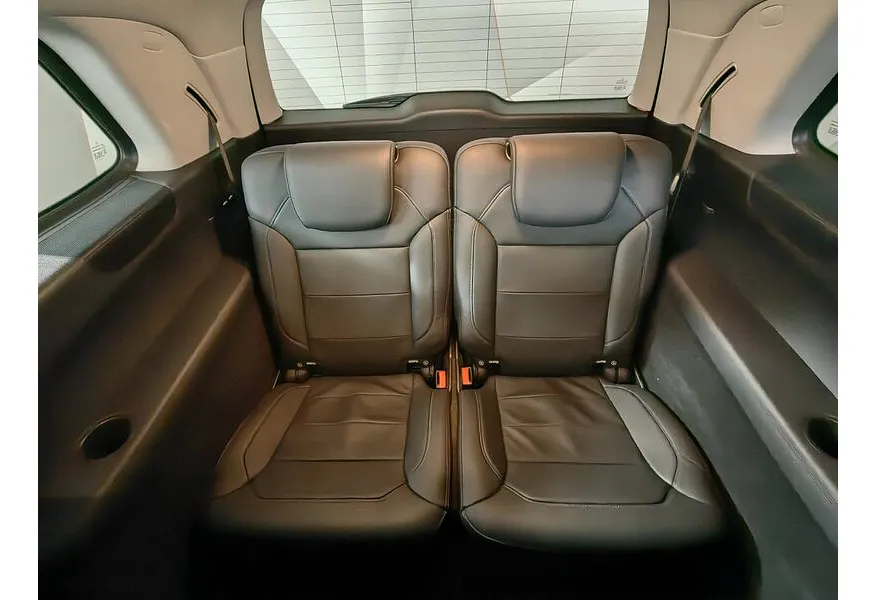 Mercedes-Benz GLS 350 d 4MATIC 9G-TRONIC (249 л.с.) Особая серия Коричневый в АВИЛОН. Слайд №22