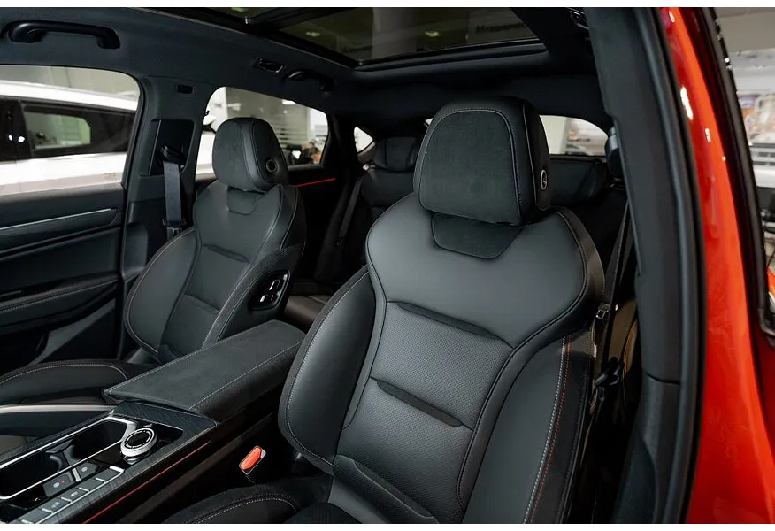 LIVE. Слайд №3