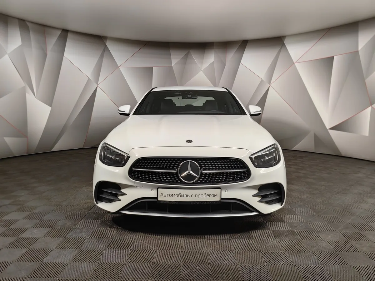 Mercedes-Benz E-Класс E 200 4MATIC 9G-TRONIC (184 л.с.) Sport Белый в АВИЛОН. Слайд №7
