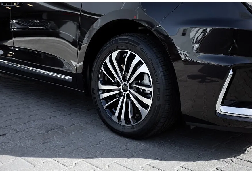 Sollers SP7 2.0T GDI 8AT FWD (224 л.с.) Черный в АВИЛОН. Слайд №14