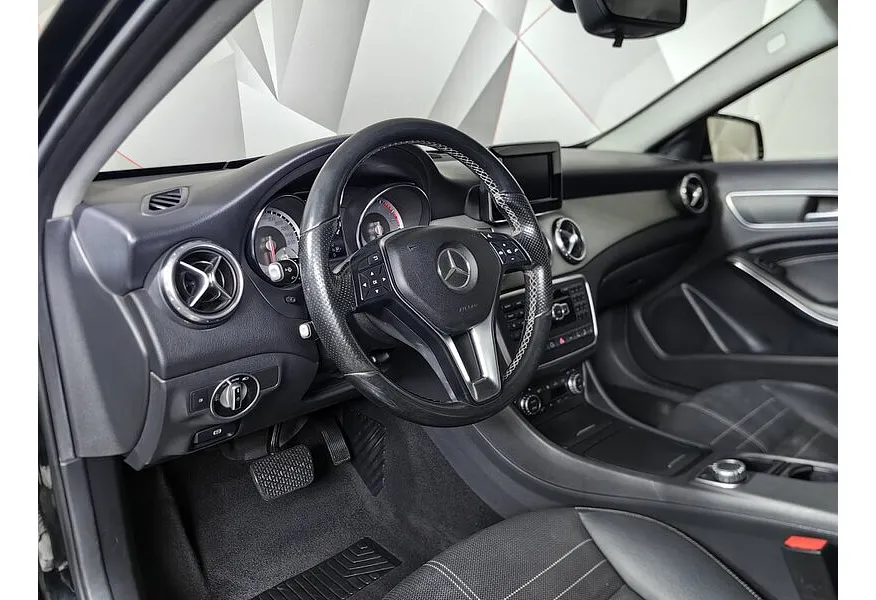 Mercedes-Benz GLA 250 7G-DCT 4MATIC (211 л.с.) Особая серия Черный в АВИЛОН. Слайд №13