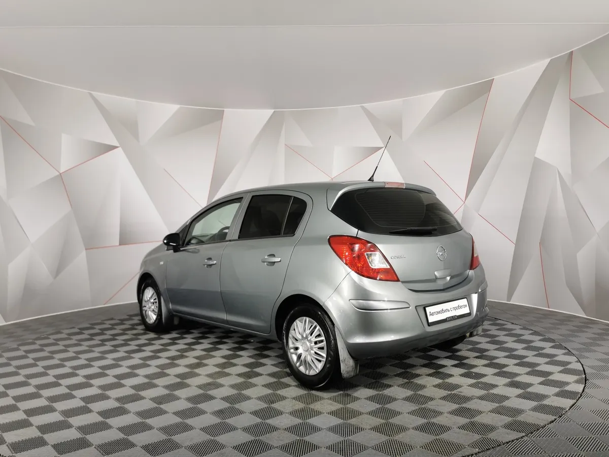 Opel Corsa 1.2 ecoFLEX Easytronic (85 л.с.) Серебристый в АВИЛОН. Слайд №4