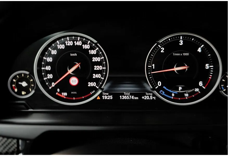 BMW X6 xDrive30d Steptroniс (249 л.с.) Голубой в АВИЛОН. Слайд №13