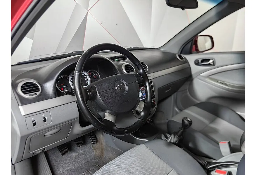 Chevrolet Lacetti 1.6 MT (109 л.с.) Красный в АВИЛОН. Слайд №19