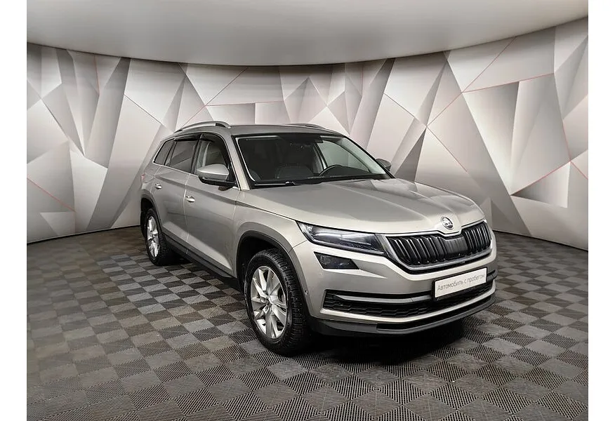 Skoda Kodiaq 2.0 TDI DSG 4X4 (150 л.с.) Бежевый в АВИЛОН. Слайд №3