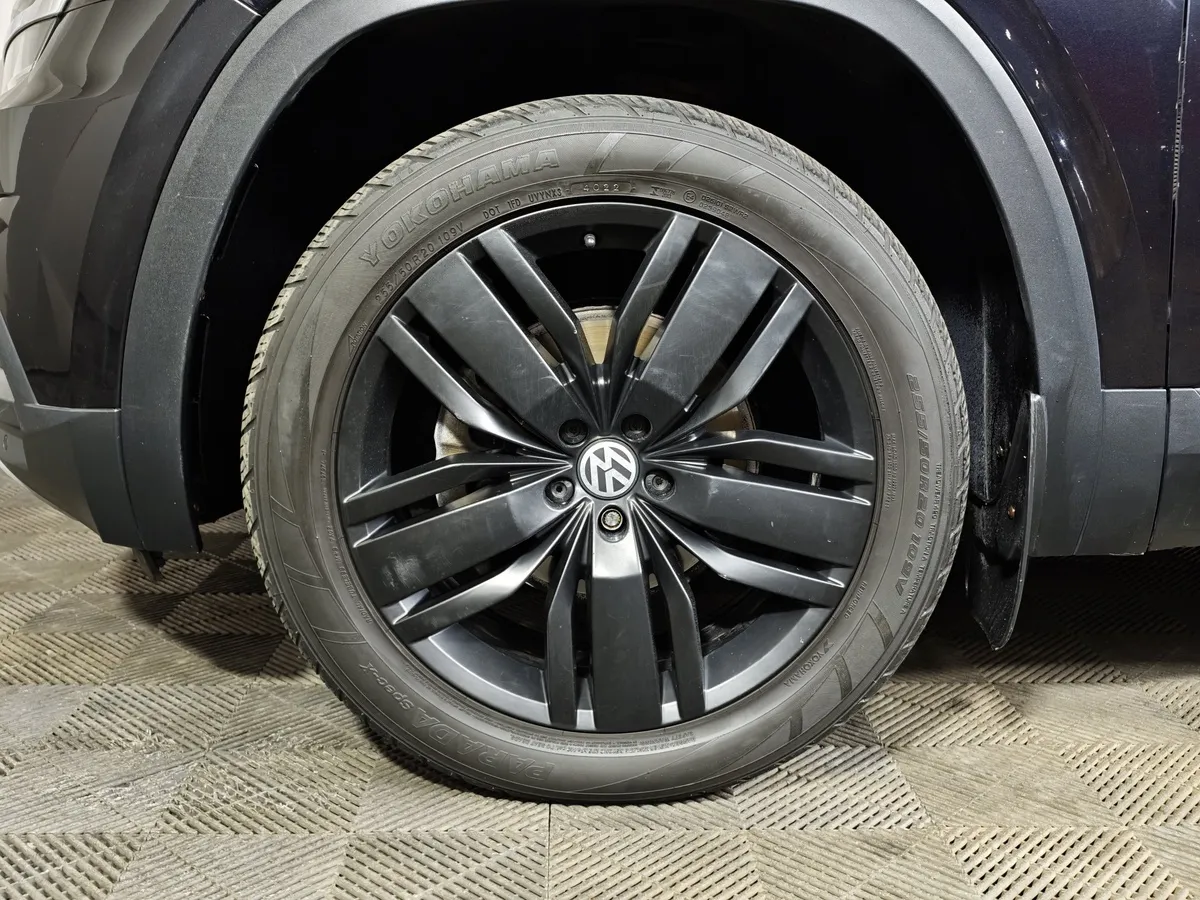 Volkswagen Teramont 3.6 V6 AT 4Motion (249 л.с.) Respect Черный в АВИЛОН. Слайд №9
