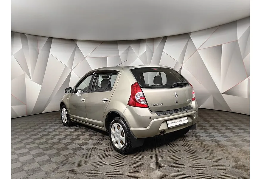 Renault Sandero 1.6 MT (102 л.с.) Бежевый в АВИЛОН. Слайд №4