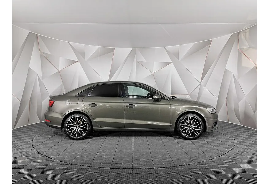 Audi A3 1.4 TFSI S tronic (125 л.с.) Ambition Коричневый в АВИЛОН. Слайд №6