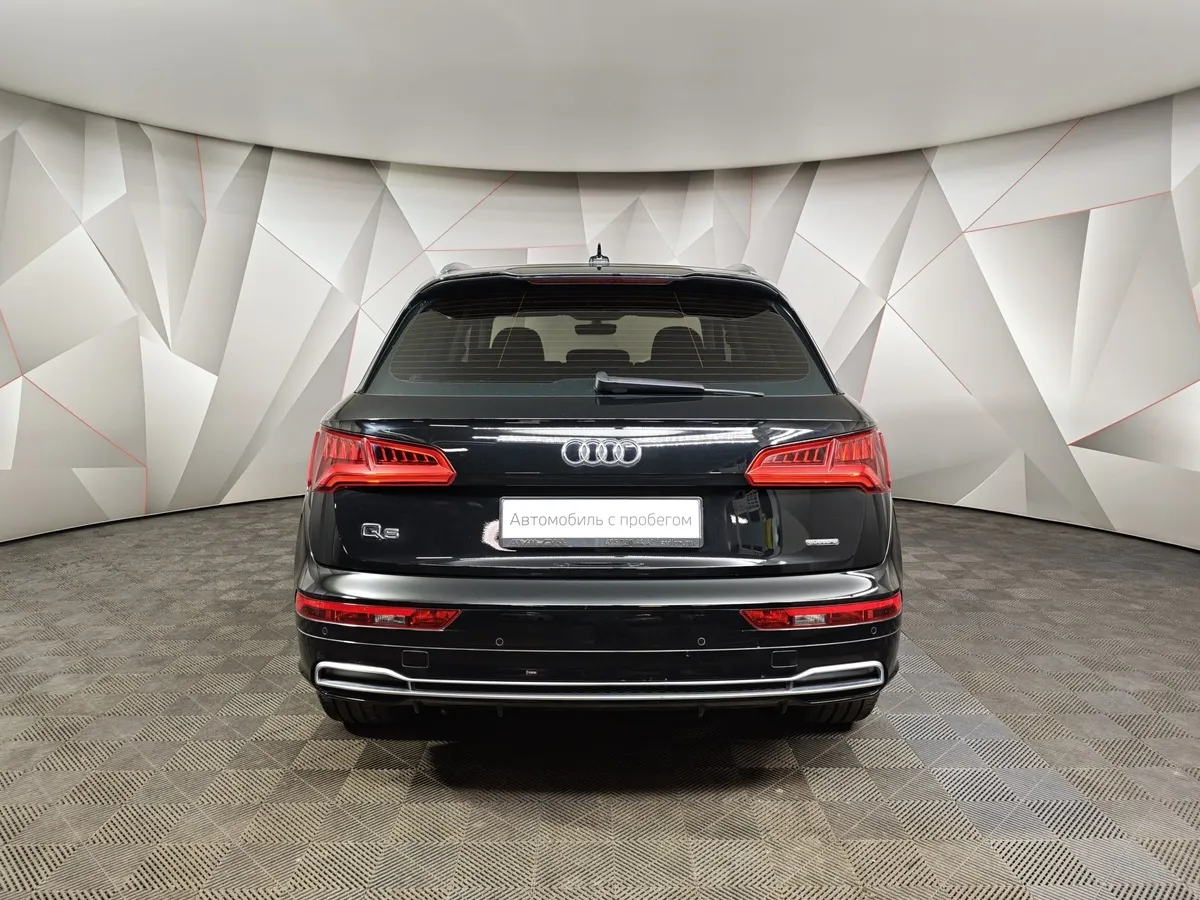 Audi Q5 2.0 TFSI S tronic quattro (249 л.с.) Sport Черный в АВИЛОН. Слайд №8