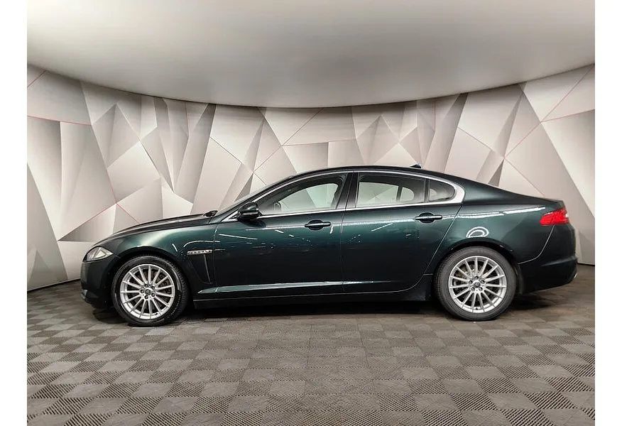 Jaguar XF 3.0 D AT (275 л.с.) Luxury Зеленый в АВИЛОН. Слайд №5