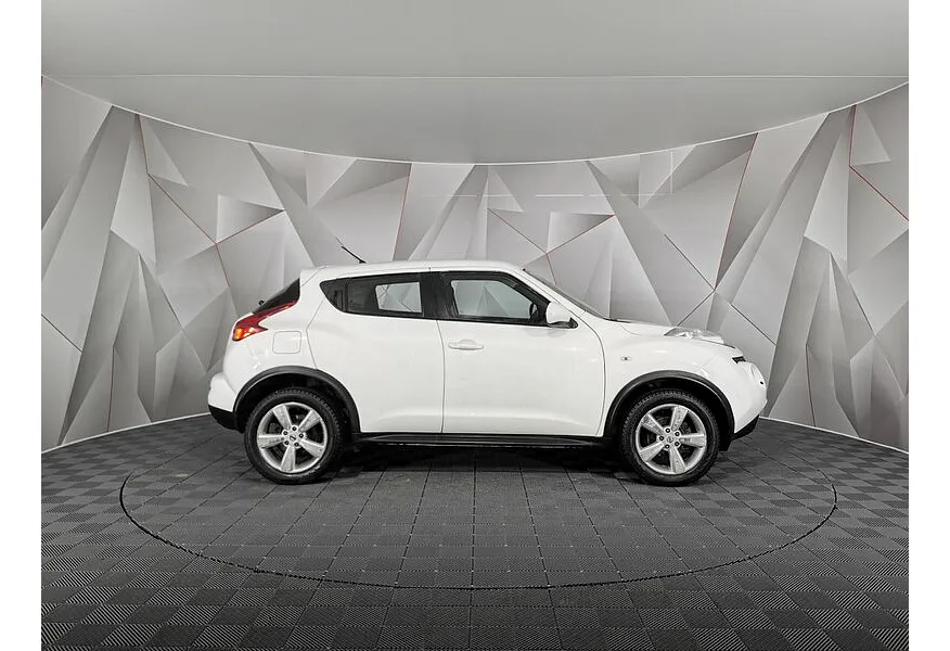 Nissan Juke 1.6 CVT (117 л.с.) Белый в АВИЛОН. Слайд №6