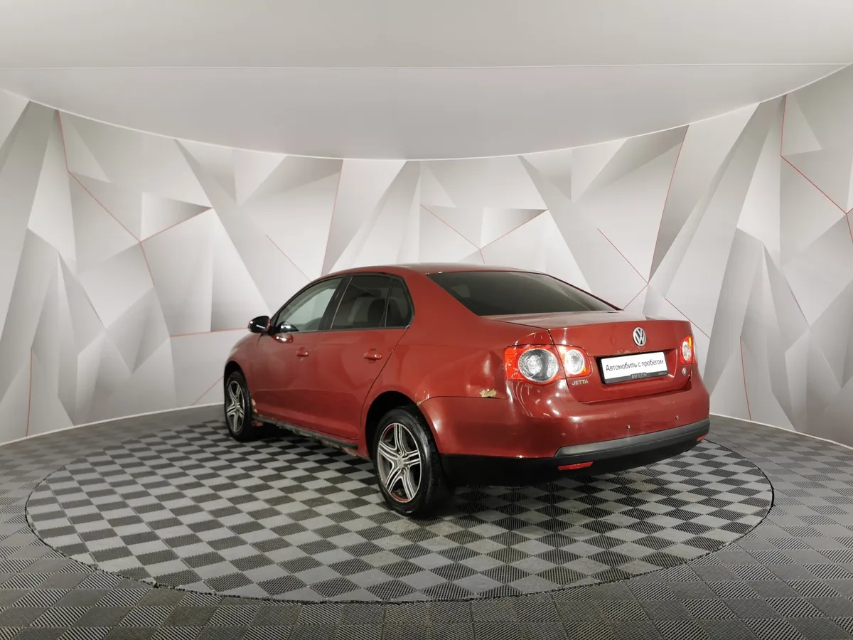 Volkswagen Jetta 1.6 DSG (102 л.с.) Красный в АВИЛОН. Слайд №4