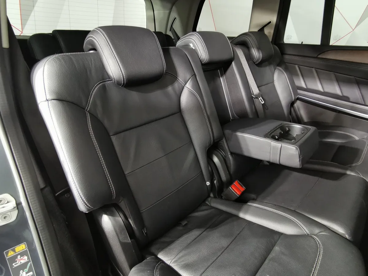 Mercedes-Benz GL 350 BlueTec 7G-Tronic Plus 4Matic (249 л.с.) Серый в АВИЛОН. Слайд №16
