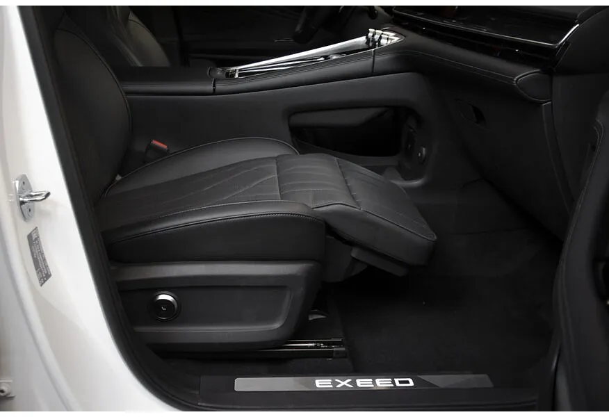 EXEED RX 2.0T DCT 4WD (197 л.с.) Urban Белый в АВИЛОН. Слайд №7
