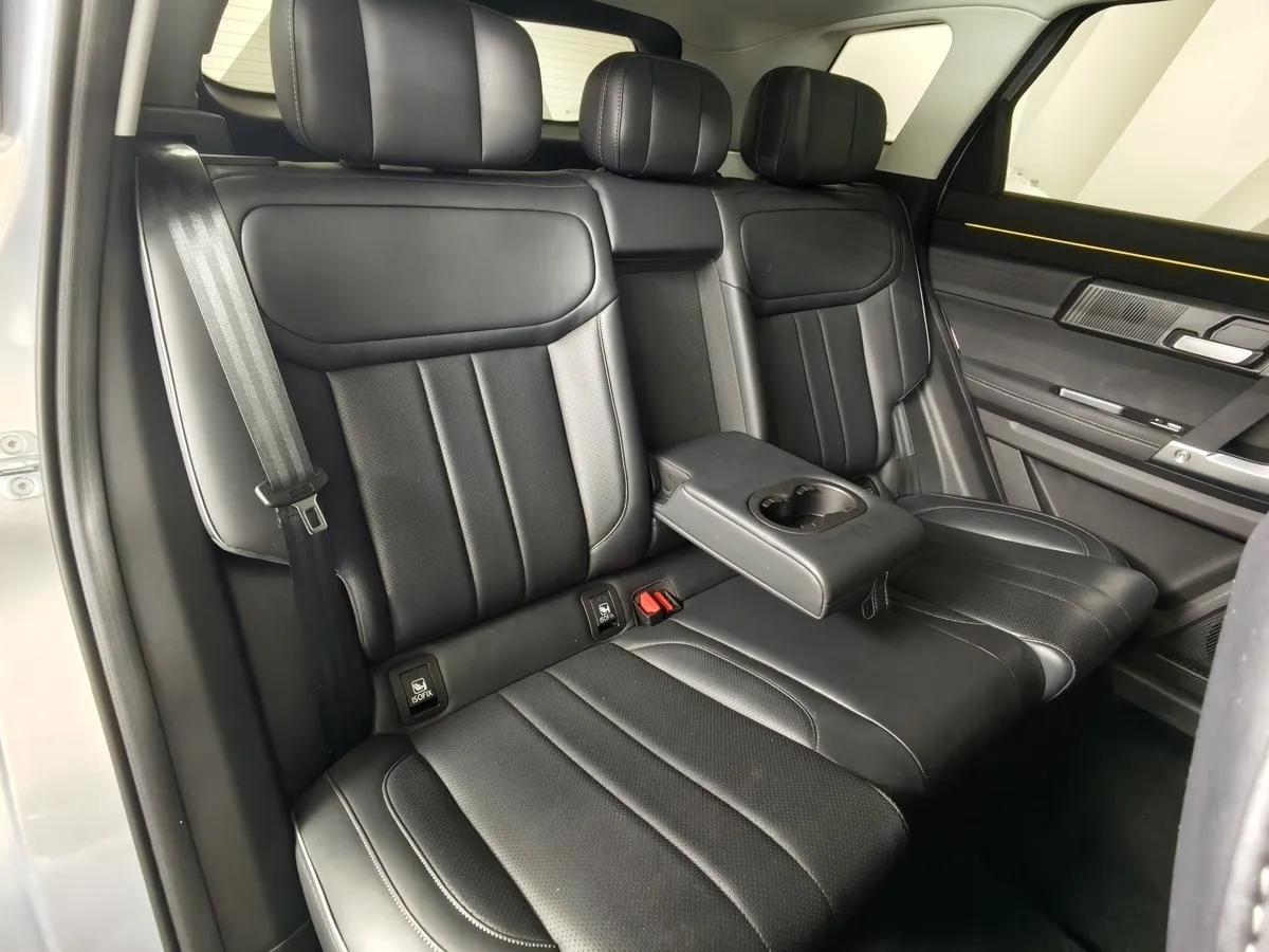Jaecoo J7 1.6T 7DCT 4WD (186 л.с.) Active Серый в АВИЛОН. Слайд №17