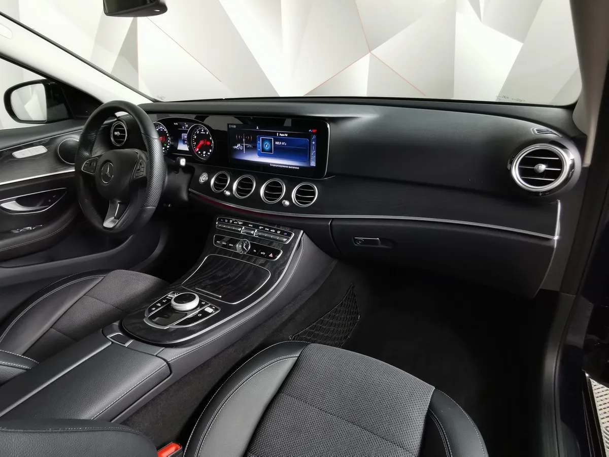 Mercedes-Benz E-Класс E 200 9G-TRONIC (197 л.с.) Синий в АВИЛОН. Слайд №13