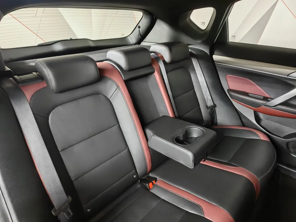 Geely Coolray 1.5T 7DCT 2WD (150 л.с.) Flagship Белый в АВИЛОН. Слайд №17