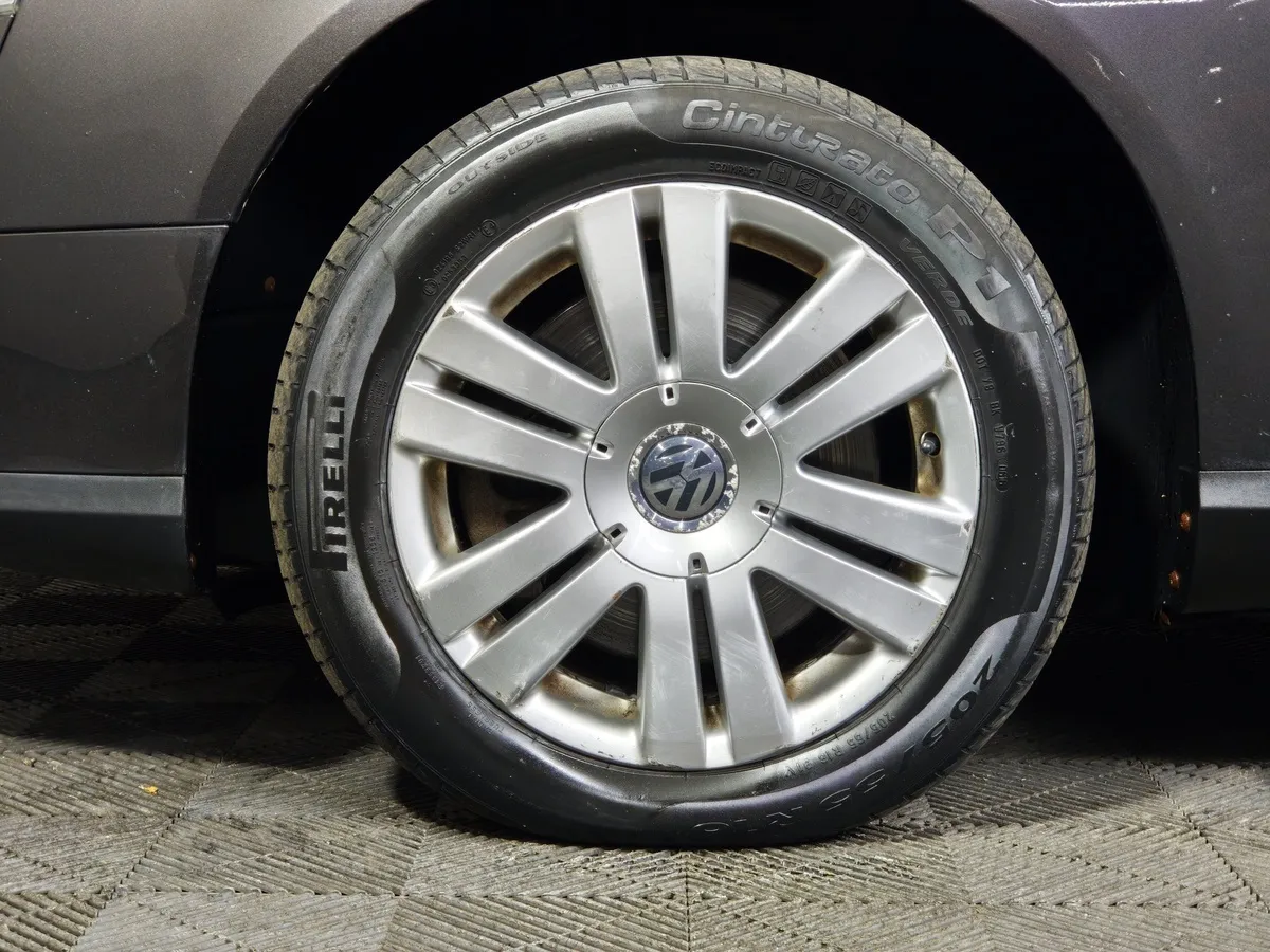 Volkswagen Passat 1.8 TSI AT (160 л.с.) Коричневый в АВИЛОН. Слайд №8