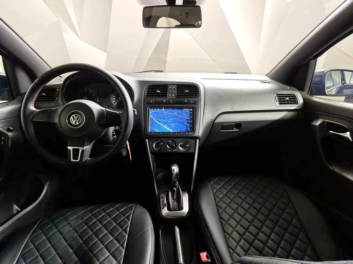 Volkswagen Polo 1.6 Tiptronic (105 л.с.) Черный в АВИЛОН. Слайд №14
