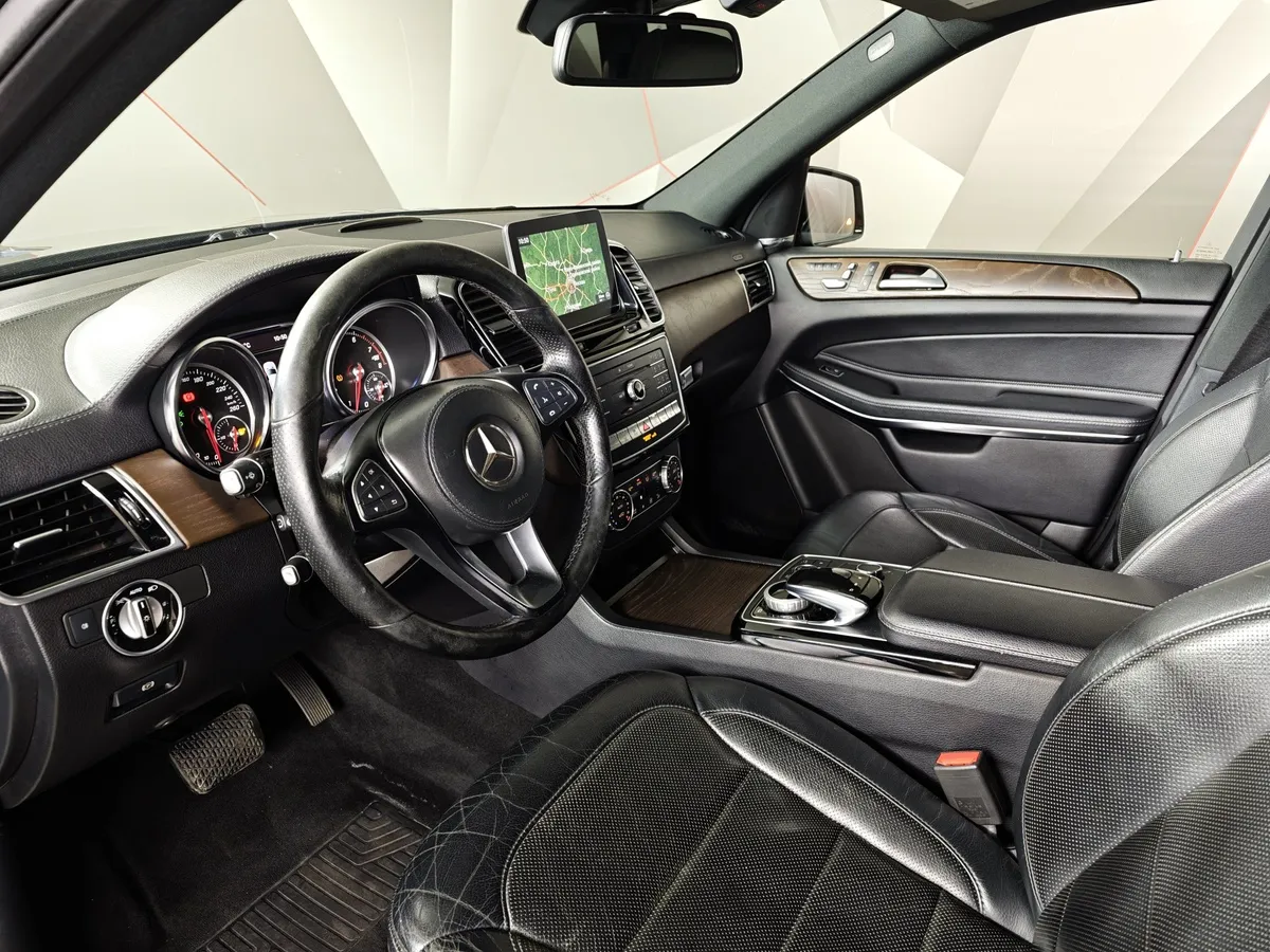 Mercedes-Benz GLS 500 4MATIC 9G-TRONIC (455 л.с.) Особая серия Черный в АВИЛОН. Слайд №19