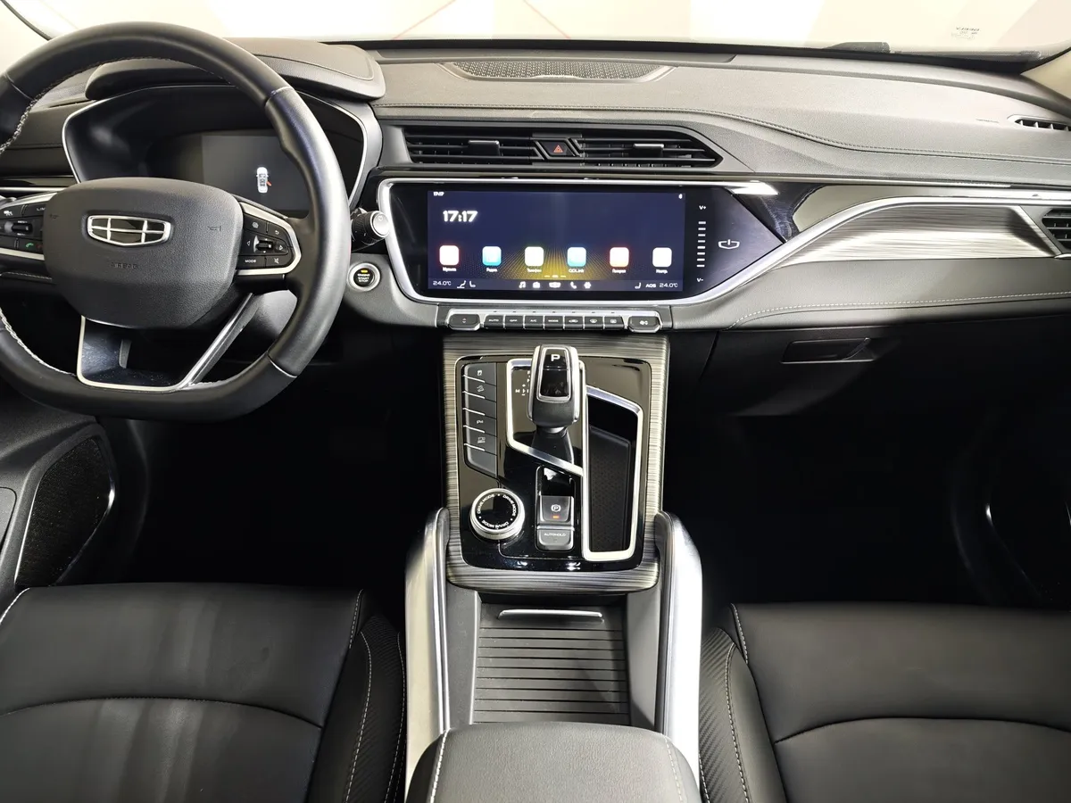 Geely Atlas Pro 1.5T 7DCT AWD (177 л.с.) Flagship Серый в АВИЛОН. Слайд №14