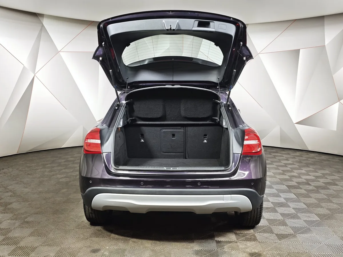 Mercedes-Benz GLA 250 7G-DCT 4MATIC (211 л.с.) Особая серия Фиолетовый в АВИЛОН. Слайд №12