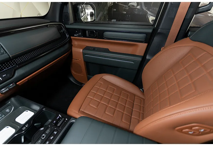 Kia Tasman 2.5T AT 4WD (281 л.с.) X-Pro Бежевый в АВИЛОН. Слайд №8