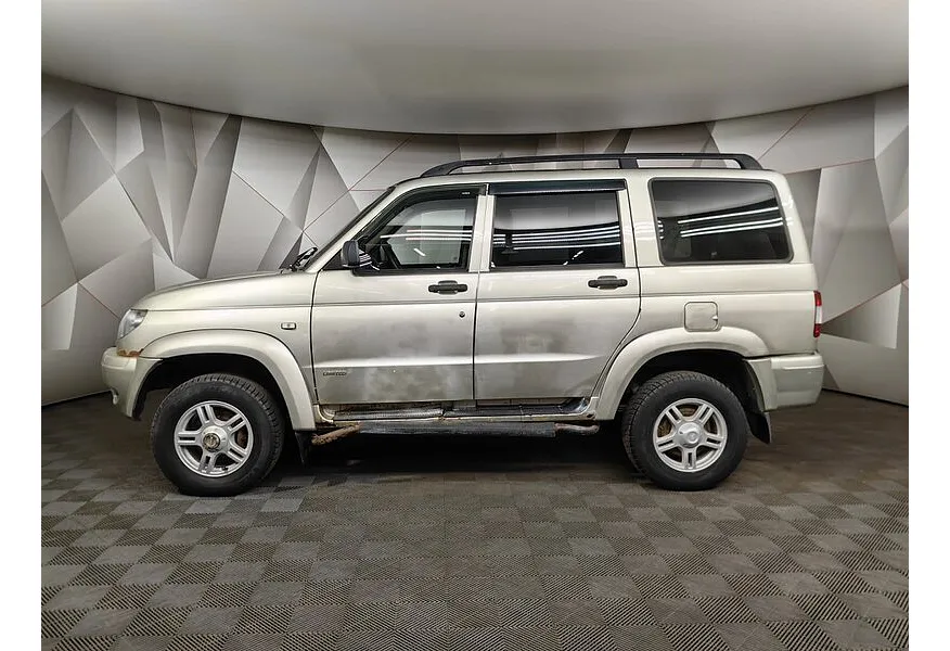 УАЗ Patriot 2.7 MT (128 л.с.) Classic Серый в АВИЛОН. Слайд №3
