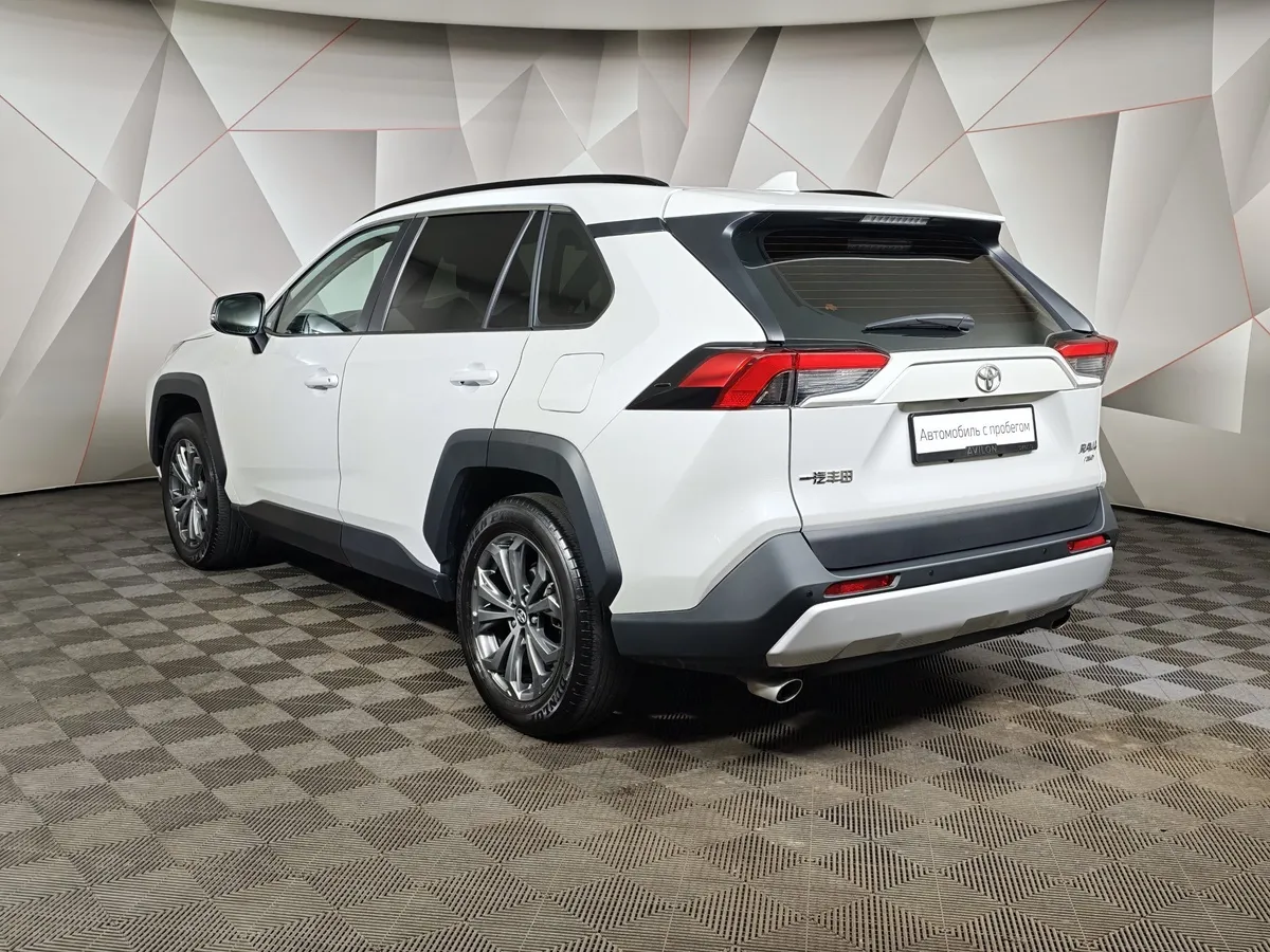Toyota RAV4 2.0i CVT AWD (171 л.с.) Fashion Plus Белый в АВИЛОН. Слайд №4