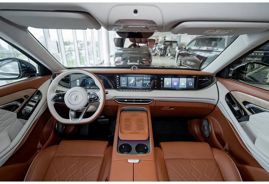 Voyah Free EVR 1.5 AT AWD (489 л.с.) Зеленый в АВИЛОН. Слайд №7