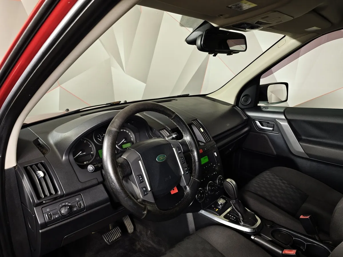 Land Rover Freelander 2.2 TD AT (160 л.с.) Красный в АВИЛОН. Слайд №19