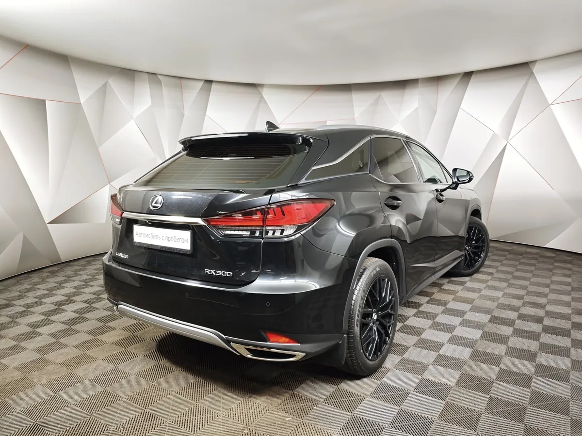 Lexus RX 2.0 AT AWD (238 л.с.) Executive Черный в АВИЛОН. Слайд №2