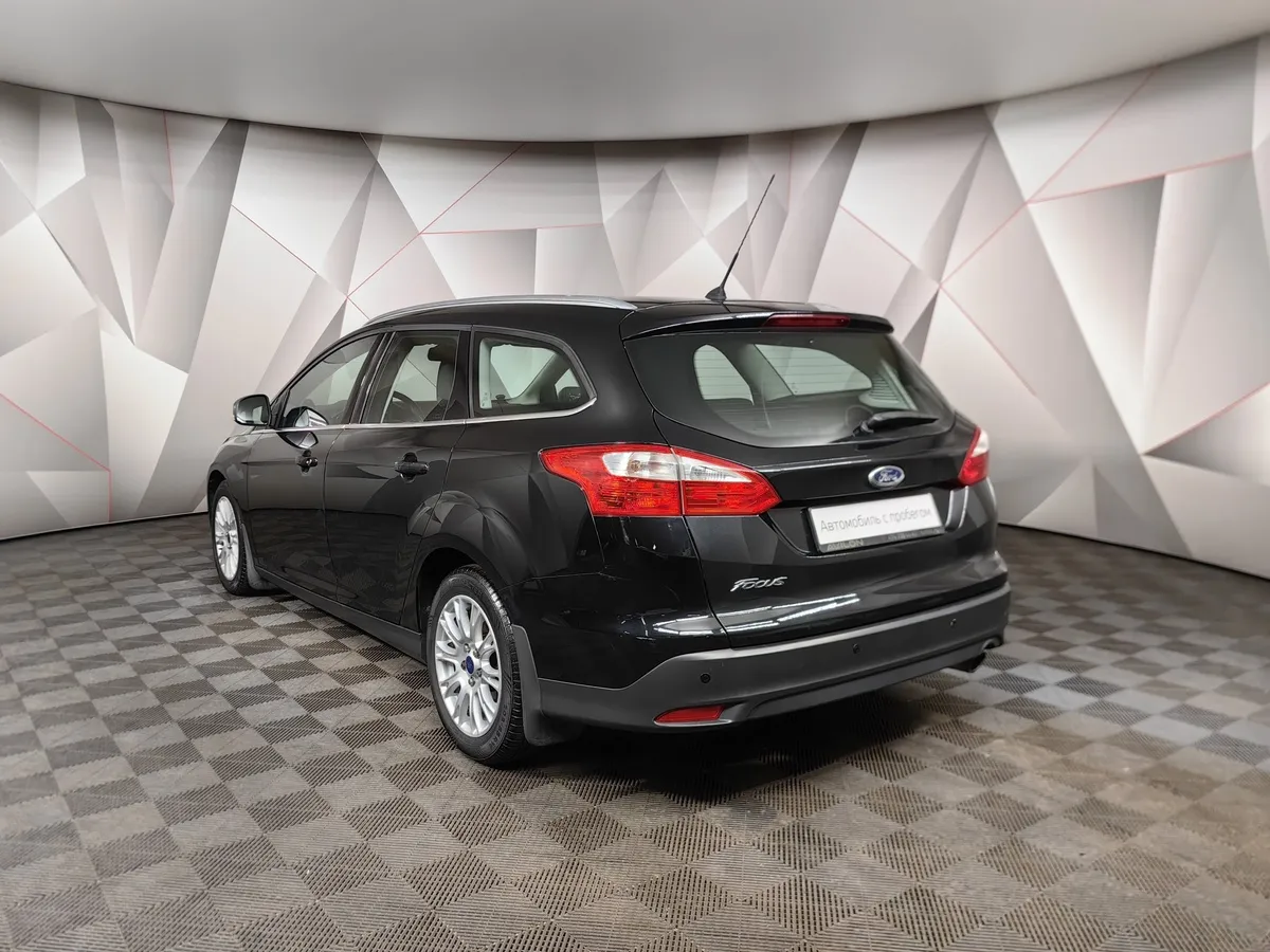 Ford Focus 2.0 PowerShift (150 л.с.) Titanium Черный в АВИЛОН. Слайд №4