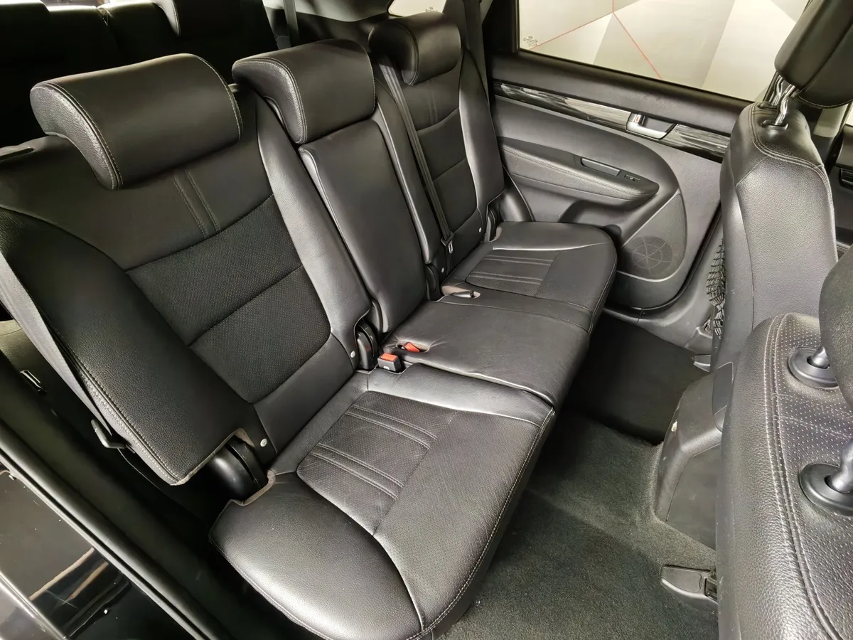 Kia Sorento 2.2 CRDi AT AWD (200 л.с.) Черный в АВИЛОН. Слайд №17