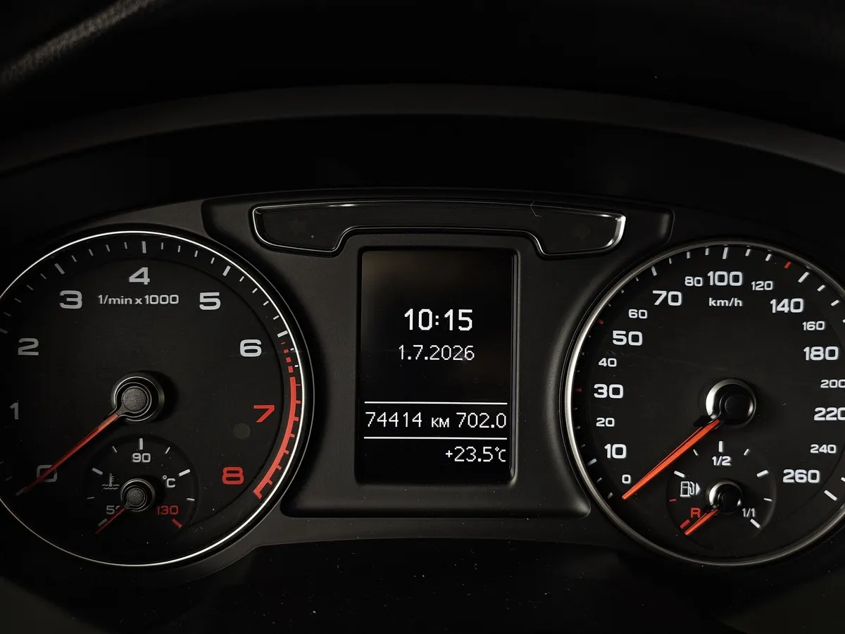 Audi Q3 2.0 TFSI S-tronic quattro (180 л.с.) Черный в АВИЛОН. Слайд №18