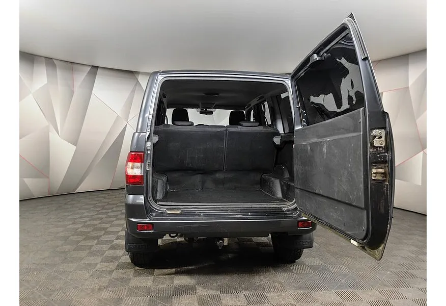 УАЗ Patriot 2.7 MT 4WD (150 л.с.) Максимум Серый в АВИЛОН. Слайд №11