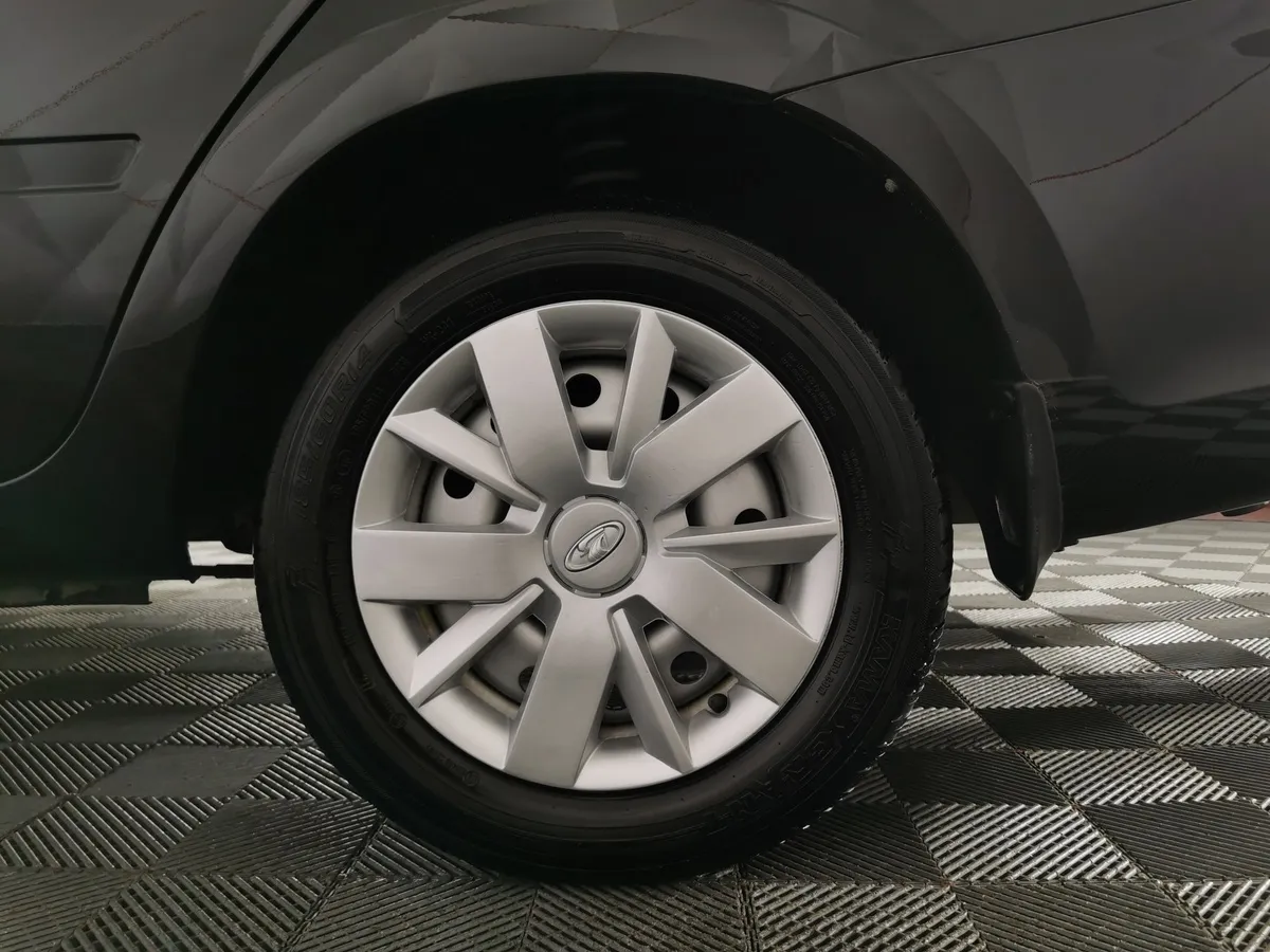 ВАЗ (Lada) Granta 1.6 MT 16кл (106 л.с.) 21911-51-005 Comfort Черный в АВИЛОН. Слайд №9