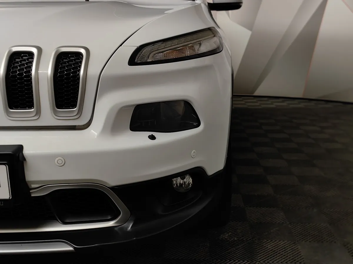 Jeep Cherokee 2.4 Tigershark Multiair AT AWD (177 л.с.) Sport Белый в АВИЛОН. Слайд №10