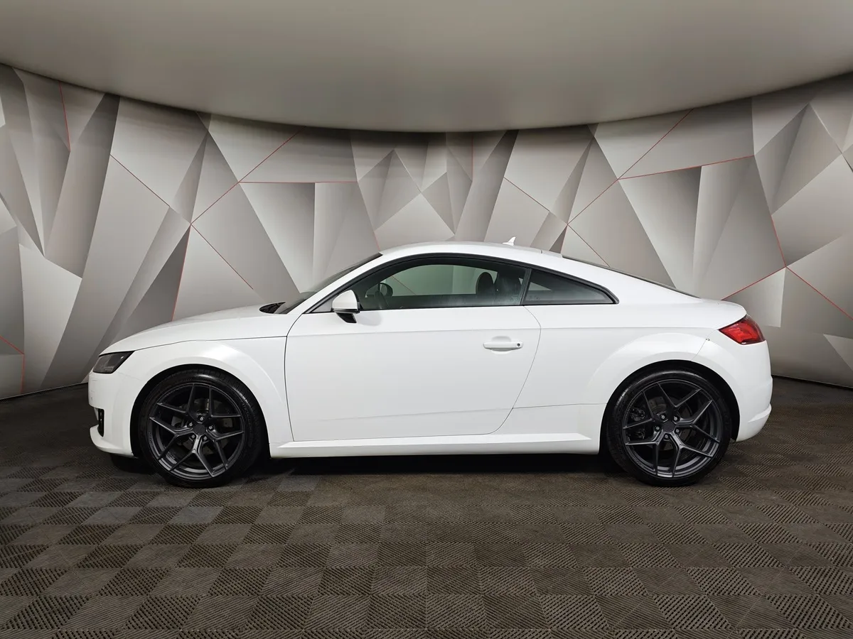 Audi TT 2.0 TFSI S tronic quattro (230 л.с.) Белый в АВИЛОН. Слайд №5
