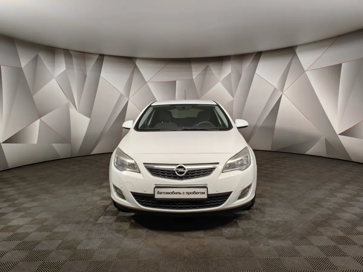 Opel Astra 1.6 MT (115 л.с.) Белый в АВИЛОН. Слайд №7
