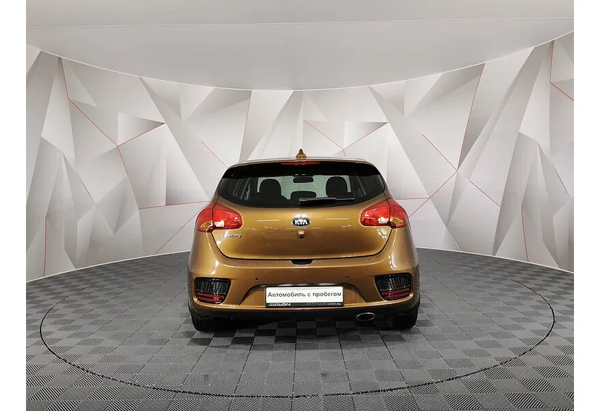 LIVE. Слайд №5