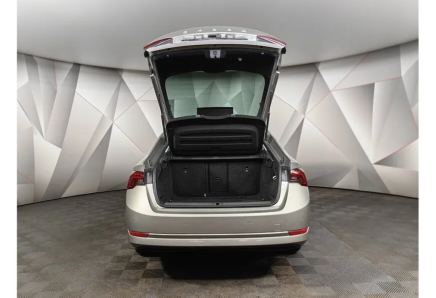 LIVE. Слайд №18