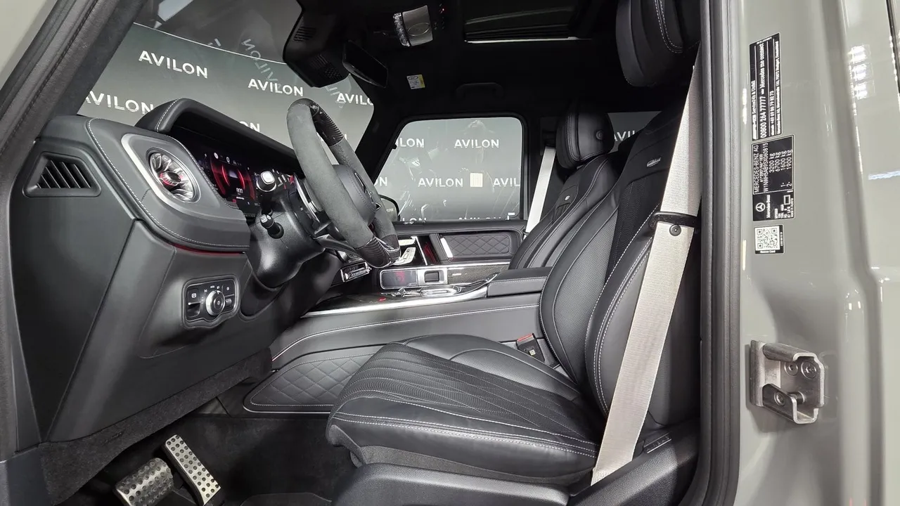Mercedes-Benz G-Класс G 63 AMG Speedshift 4Matic (585 л.с.) Серый в АВИЛОН. Слайд №9