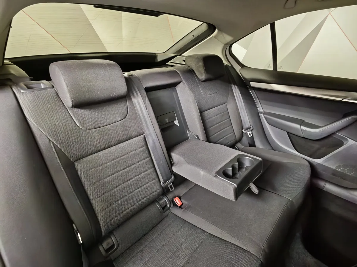 Skoda Octavia 1.8 TSI DSG (180 л.с.) Style Белый в АВИЛОН. Слайд №15