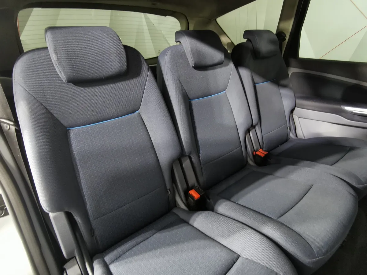 Ford S-Max 2.0 MT (145 л.с.) Белый в АВИЛОН. Слайд №15