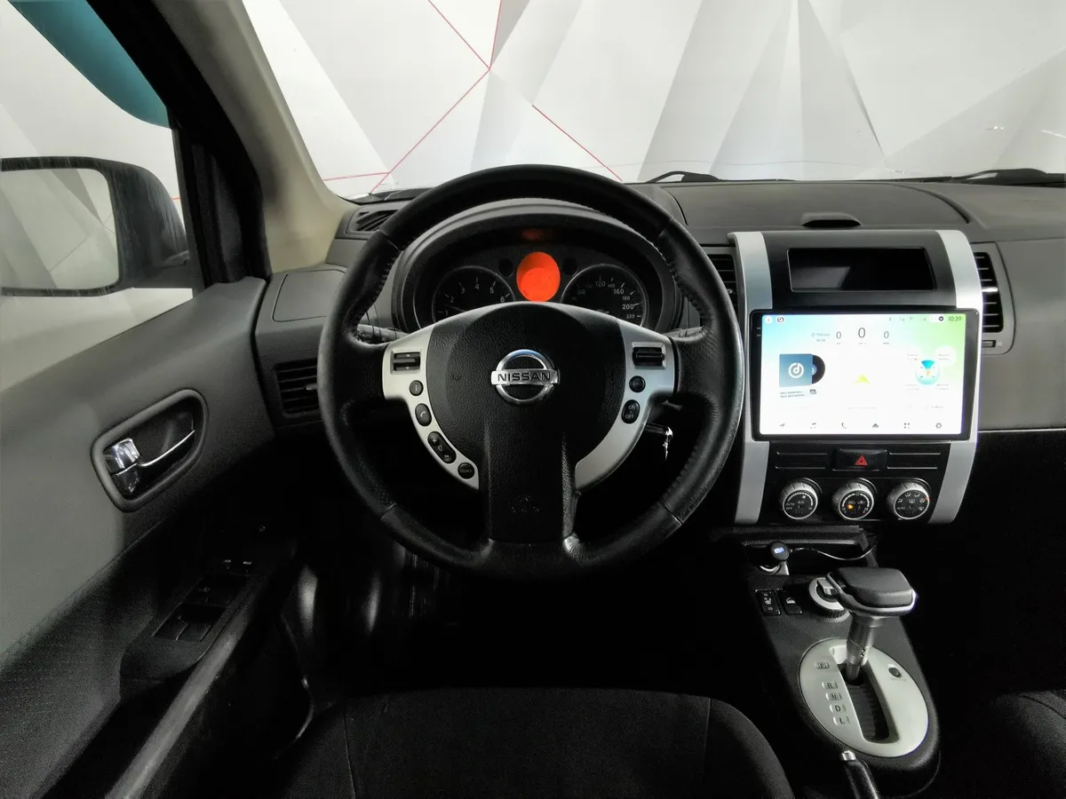 Nissan X-Trail 2.0 CVT AWD (141 л.с.) Серебристый в АВИЛОН. Слайд №17