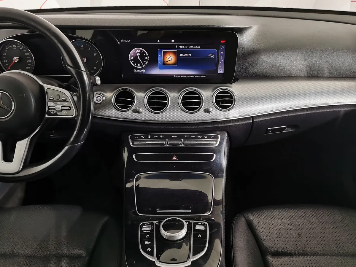 Mercedes-Benz E-Класс E 200 4MATIC 9G-TRONIC (197 л.с.) Sport Черный в АВИЛОН. Слайд №10