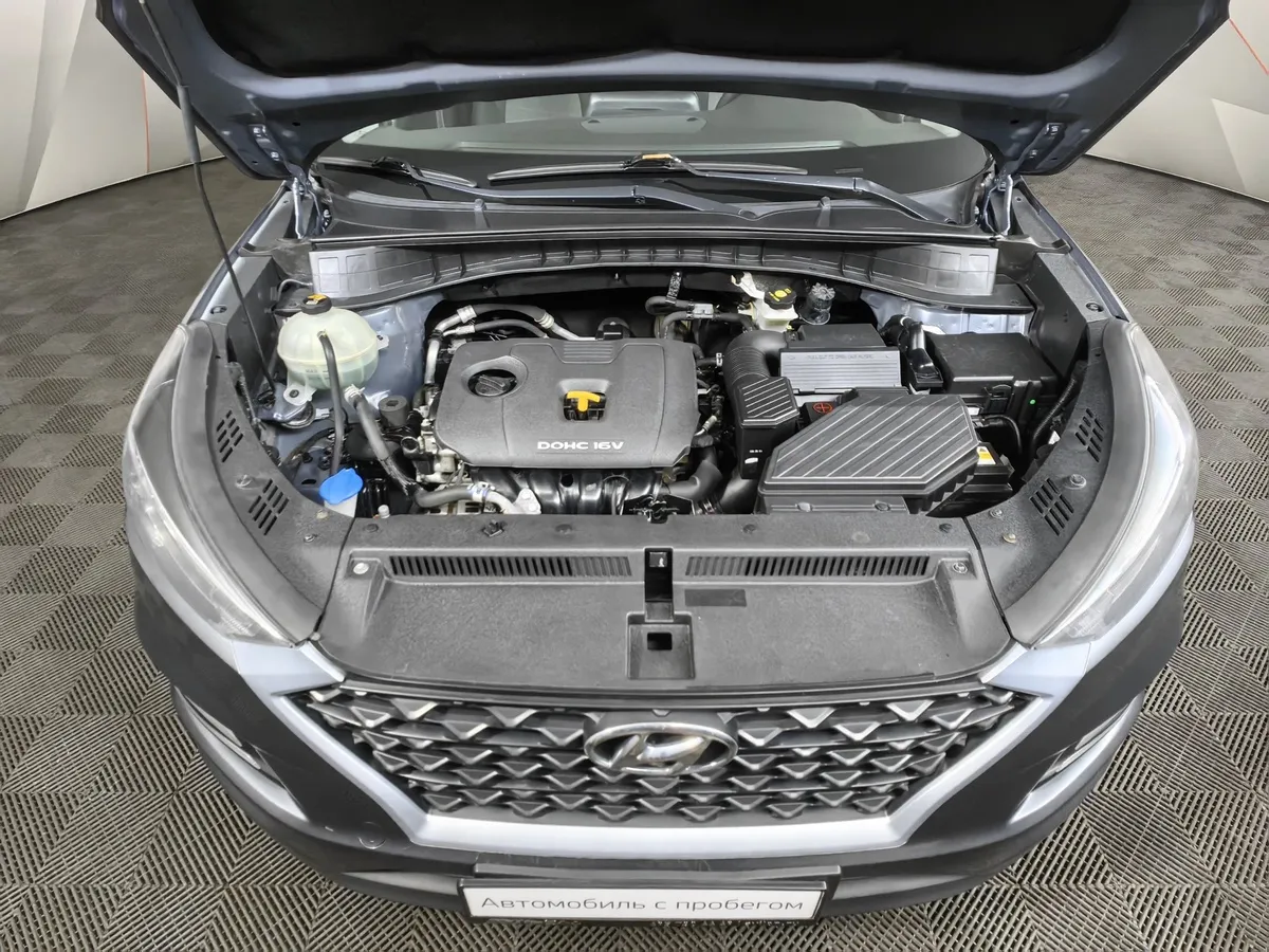 Hyundai Tucson 2.0 (150 л.с.) MPi-6MT-4WD Family Серый в АВИЛОН. Слайд №11